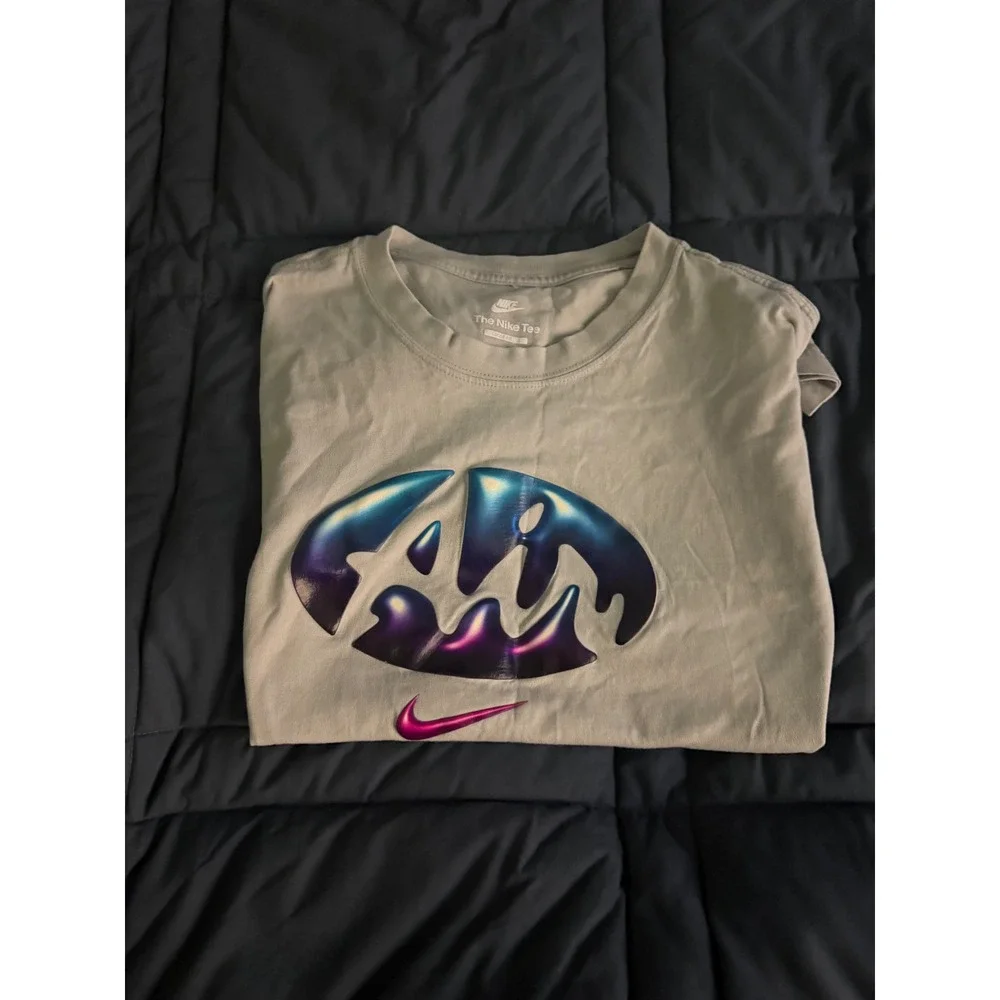 Nike Air Graphic T-Shirt Mens Large Grey Loose Fit Short Sleeve Swoosh Tee